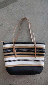 Accessories: Saks Fifth Avenue handbag N/A