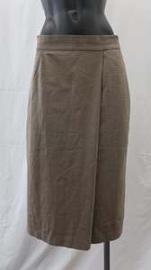 Products: Uniqlo Midi Skirt L