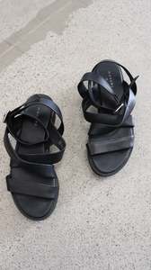 moochi Sandals 40
