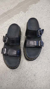 DrMartens Slides 39