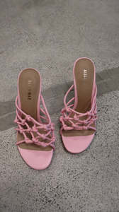 ALIAS MAE Heels 35