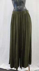 Bottoms: c.reed Pants M