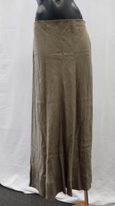 Bottoms: seed Maxi Skirt 10