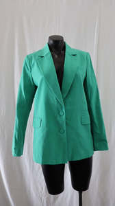 M A X Blazer 6