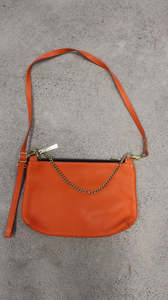 Accessories: Laura Jane handbag N/A