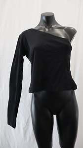 Products: Benjamin Alexander Long Sleeve 14