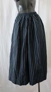 Bottoms: kowtow Pants XXS