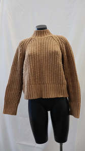 M A X Knit M