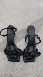 Shoes 1: LA TRIBE Heels 40