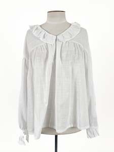 Kateeileensands: Heidi Frank | White Casual/Workwear Top | Size M