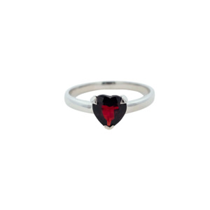 Gifts Under 150: Sterling Silver 'Corazon' Garnet Heart Ring