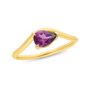 9k Yellow Gold Pear Rhodolite Garnet Ring