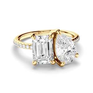Bespoke Engagement Rings 1: Emerald & Pear Cut Diamond Toi et Moi Engagement Ring