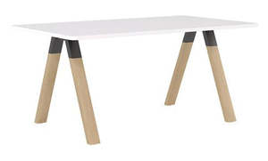 Ligna Meeting Table