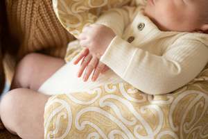 Aho Pepi: Ngā Hononga Wrap, Kōwhai