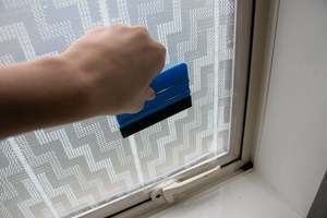 Aho Kainga: Window Film Squeegee