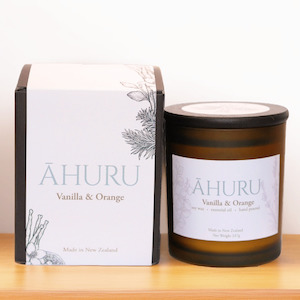 Scented Candles Nz: Joyful Vanilla & Orange Soy Candle