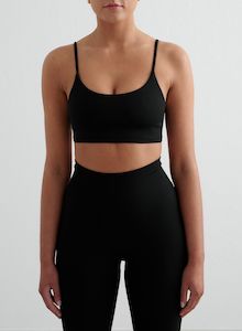 Sports Bras: Black Shape Seamless Strap Bra