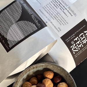 Products: Air Roasted Hazelnuts – NZ Certified Organic