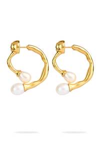 Gifts For Her: Ramona Pearl Bar Hoop