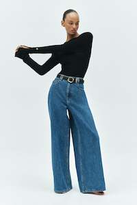 Aje Signatures: Rylan Extra Wide Leg Jean