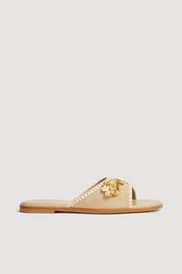 Shoes: Breeze Slide