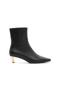 Shoes: Nora Slim Boot