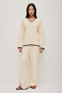 Outerwear: V-Neck Knit Jumper