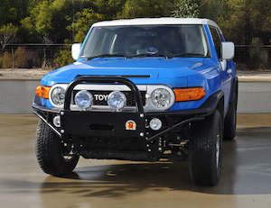 Toyota Fj Cruiser: XROX Bull Bar to suit Toyota FJ Cruiser GSJ15R 2011-Onwards