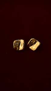 Vintage: Fold Earrings-Gold