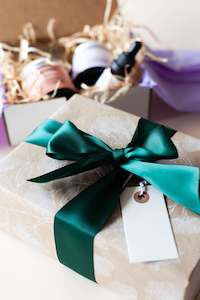 Gifts: Gift wrap your order! - Eco-friendly