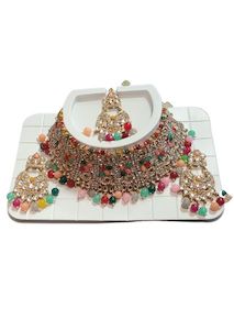 Jewellery: Multi Color Necklace Set