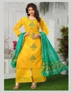 Plus Size: Pakistani Suit with Silk Duppatta