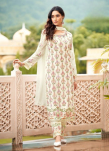 Salwar Kameez: Georgette Pakistani Kameez