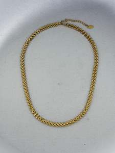 Amelia Choker