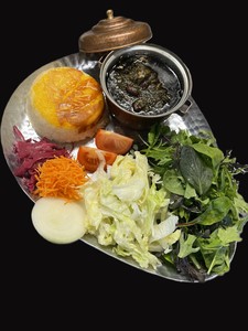 Ghormeh Sabzi خورشت قرمه سبزی