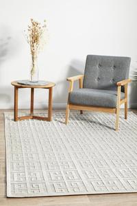 York: Aswan Brenda Natural White Rug