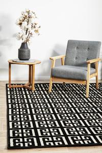 York: Aswan Brenda Black & Gold Rug