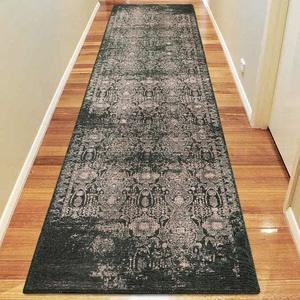 Saray: Persian Vintage 32 Green Hallway Runner