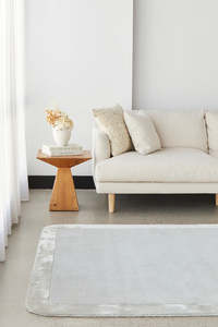 Hand-Tufted NZ Wool & Viscose Silver Rug