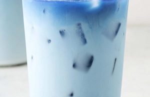 Butterfly Pea Tea for Hot Weather Hydration: A Cool, Bright Drink for Long, Warm Days