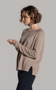 Womens: 7GG MERINO COTTON RAGLAN JUMPER