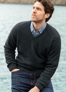 Noble Wilde Mens: Noble Wilde Oxford V Neck Jumper