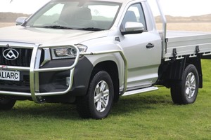 Products: L901 Single Cab Sidebars & Steps
