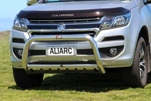 Products: H831 76mm Nudge Bar complete with Belly Pan