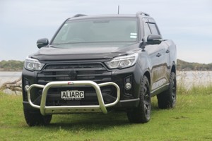 Products: S202 76mm Budge Bullbar complete with Belly Pan