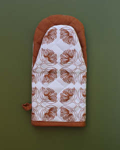 Evergreen Collection - Pohutukawa Oven Mitt (Dusk)