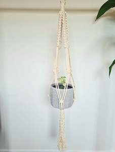 Plant Hangers: Plant hanger in Natural