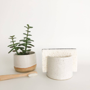 Home Decor: Speckled Sponge Holder