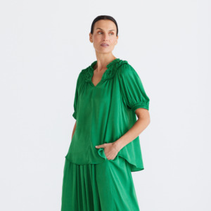 Clothing Has To Go: Bistro Top